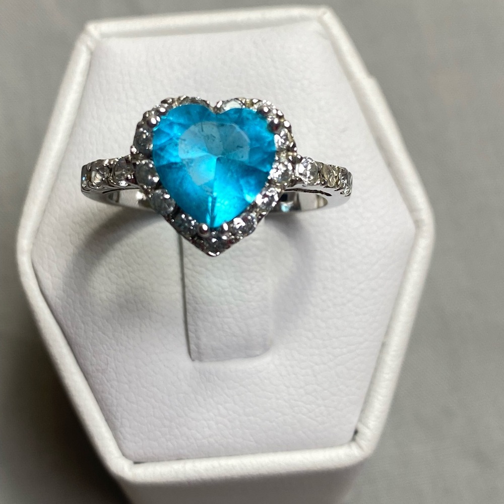 925 Silver Aquamarine Blue Rhinestone Heart SZ 7.75 Ring March Birthstone